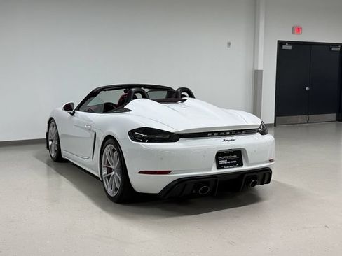 Certified 2022 Porsche 718 Boxster Spyder RWD image 3
