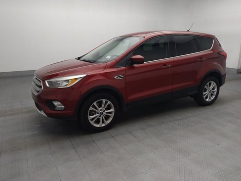 Used 2019 Ford Escape SE AWD/4WD image 2