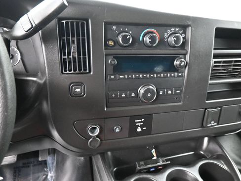 Used 2021 GMC Savana 2500 w/ Driver Convenience Package RWD image 14