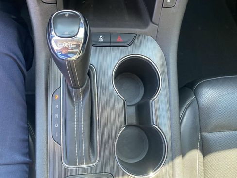 Used 2019 GMC Acadia SLT AWD/4WD image 45