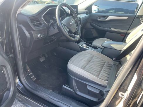 Used 2022 Ford Escape SE w/ SE Sport Appearance Package FWD image 7