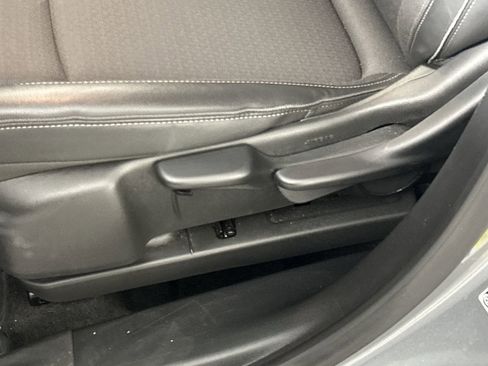 Used 2025 Buick Encore GX Preferred FWD image 19