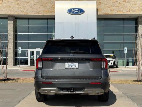 New 2026 Ford Explorer Active w/ Active Comfort Package RWD image 46