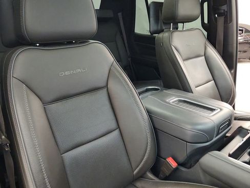 Used 2021 GMC Yukon Denali w/ Denali Ultimate Package image 31