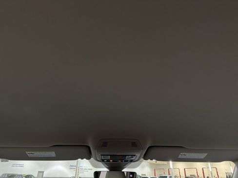 New 2026 Volkswagen Atlas SE image 27