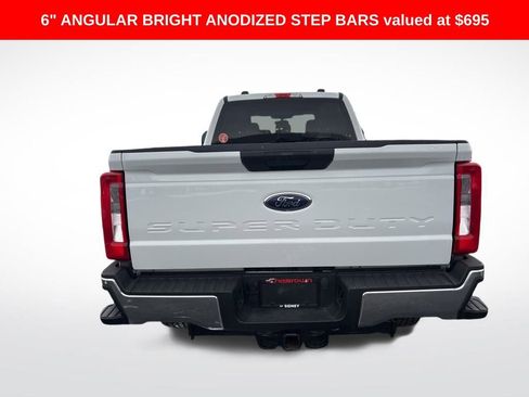Used 2025 Ford F250 XLT image 4