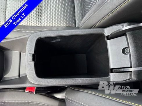 New 2026 Chevrolet Trax LT w/ LT Convenience Package FWD image 24