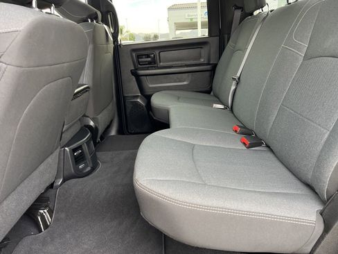 Used 2024 RAM 2500 Tradesman w/ Chrome Appearance Group image 23