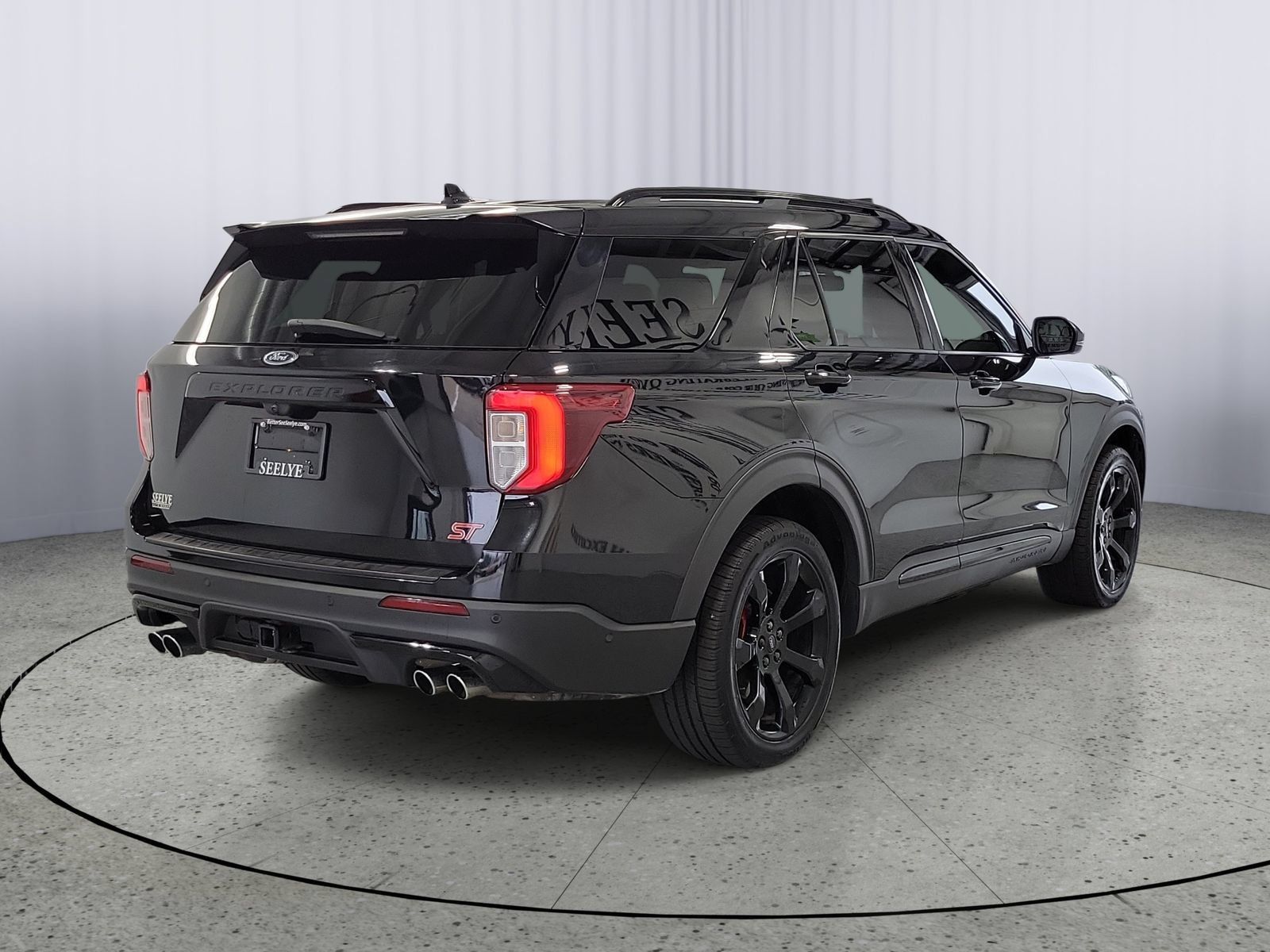 Certified 2020 Ford Explorer ST w/ ST Street Pack AWD/4WD image 2