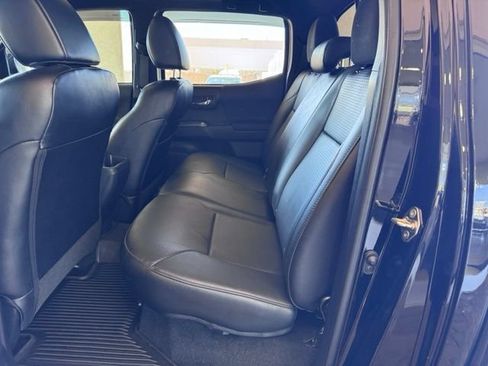Used 2019 Toyota Tacoma TRD Pro AWD/4WD image 12