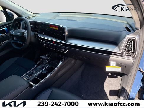 New 2026 Kia Sorento S w/ S Panoramic Sunroof Package FWD image 13