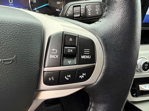 Used 2023 Ford Explorer XLT w/ Equipment Group 202A AWD/4WD image 22