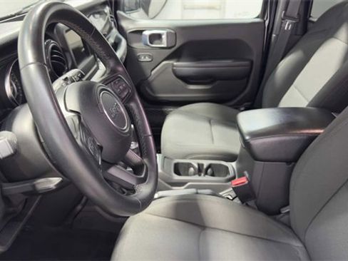 Used 2021 Jeep Wrangler Unlimited Sport image 24