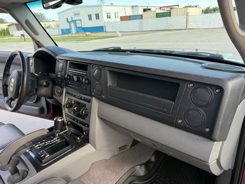 Used 2007 Jeep Commander Sport AWD/4WD image 27