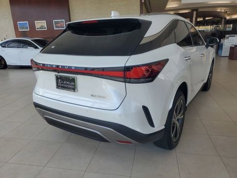 Used 2023 Lexus RX 350 Premium image 8