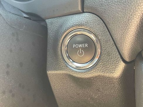 Used 2025 Toyota RAV4 XSE AWD/4WD image 20