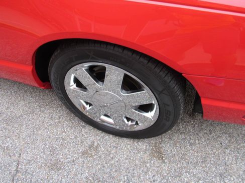 Used 2002 Ford Thunderbird RWD image 16