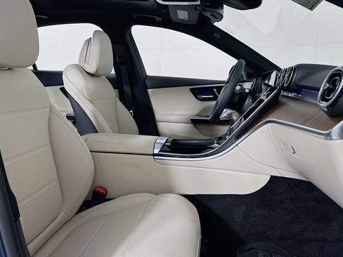 New 2026 Mercedes-Benz C 300 Sedan image 6