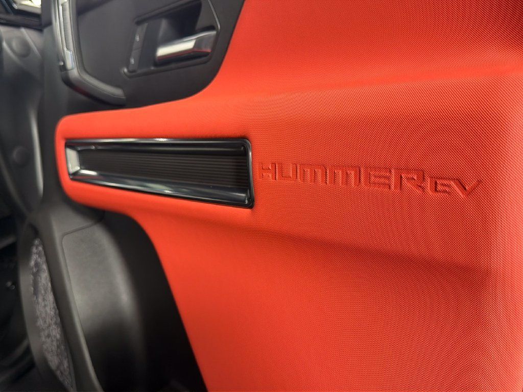 Certified 2026 GMC Hummer EV 3X w/ Carbon Fiber Edition Package AWD/4WD image 40