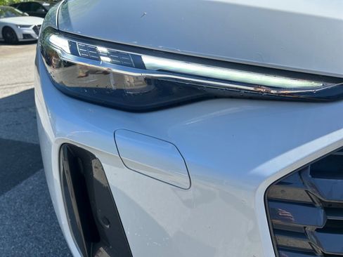 Used 2025 Audi Q5 Premium Plus w/ Premium Plus image 24