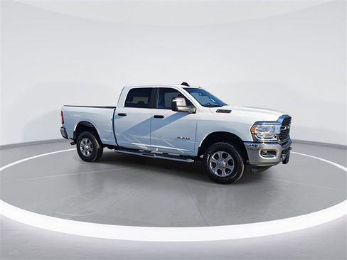 Used 2024 RAM 2500 Big Horn w/ Bed Utility Group image 9