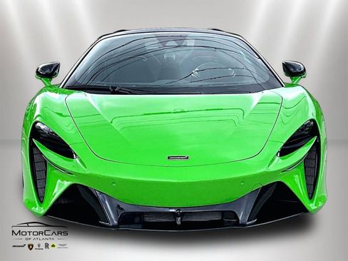 Used 2025 McLaren Artura Spider RWD image 3