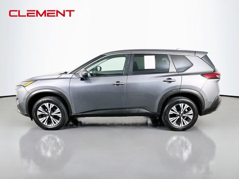 Used 2022 Nissan Rogue SV FWD image 5