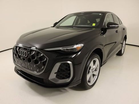 Certified 2025 Audi Q5 Premium Plus AWD/4WD image 1