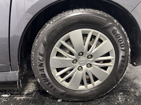 Used 2017 Honda Odyssey LX image 9