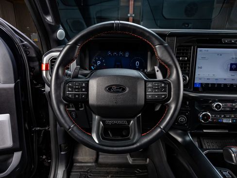 Used 2025 Ford F150 Raptor AWD/4WD image 19