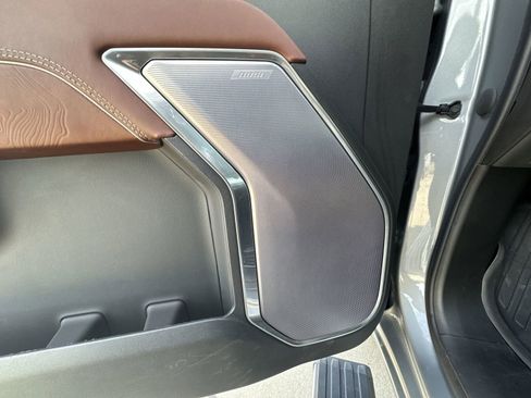 Used 2023 GMC Sierra 1500 Denali Ultimate image 25