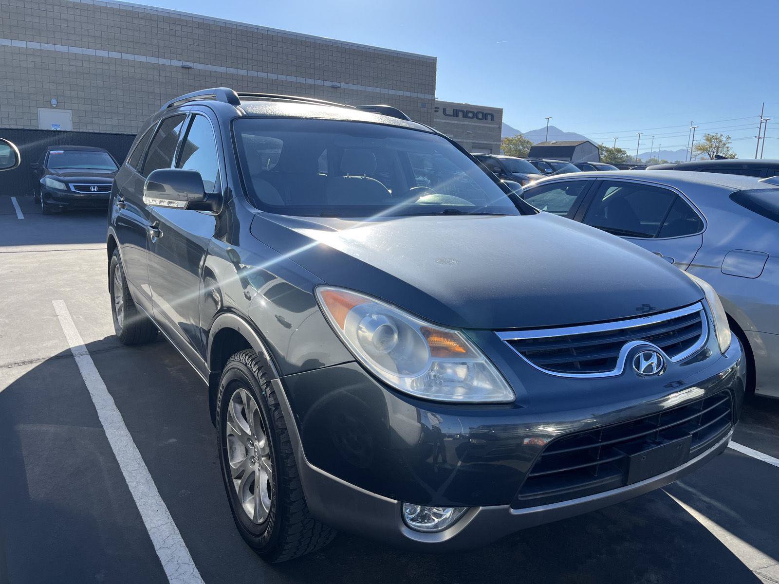 Used 2012 Hyundai Veracruz GLS w/ Premium Pkg AWD/4WD image 3