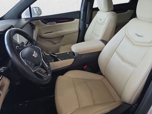 Used 2019 Cadillac XT5 Premium Luxury AWD/4WD image 15