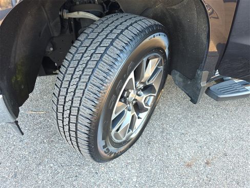 Certified 2022 Chevrolet Silverado 1500 LT image 34