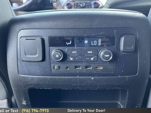 Used 2020 Chevrolet Suburban LT AWD/4WD image 29