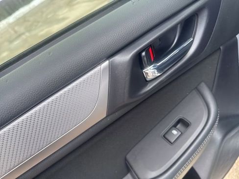 Used 2019 Subaru Outback 2.5i Premium image 21