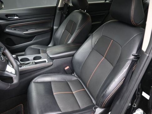 Used 2022 Nissan Altima 2.0 SR image 19