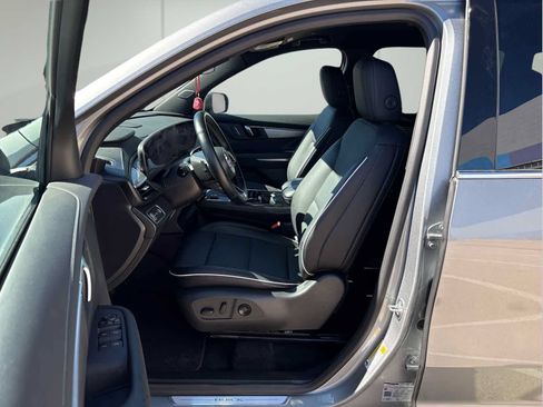 Used 2026 Buick Enclave Preferred FWD image 10