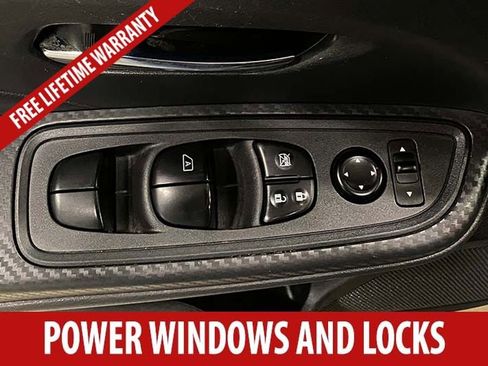 Used 2025 Nissan Versa SV w/ Trunk Package FWD image 8
