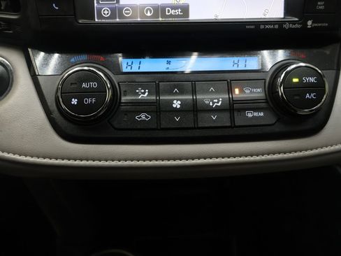 Used 2017 Toyota RAV4 Limited FWD image 23