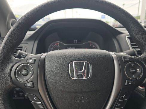Used 2023 Honda Ridgeline Sport image 15