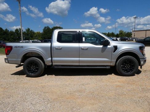 New 2026 Ford F150 XLT w/ XLT Black Appearance Package AWD/4WD image 2