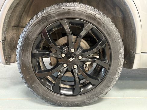 Used 2020 Dodge Durango SXT AWD/4WD image 9