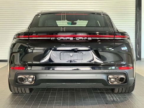 Certified 2025 Porsche Panamera 4 AWD/4WD image 6