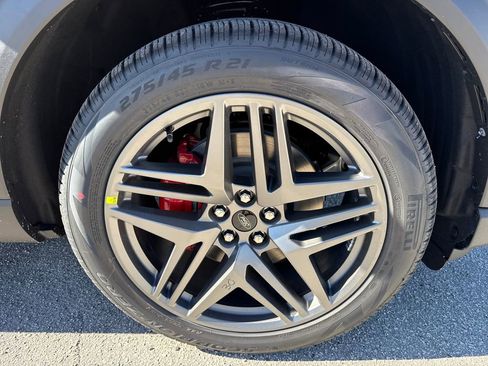 New 2026 Ford Explorer ST-Line image 11