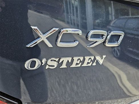 New 2025 Volvo XC90 T8 Plus w/ Protection Package Premier image 12