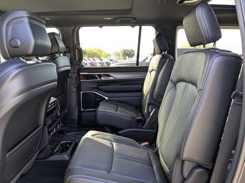 New 2026 Jeep Grand Wagoneer Limited AWD/4WD image 14