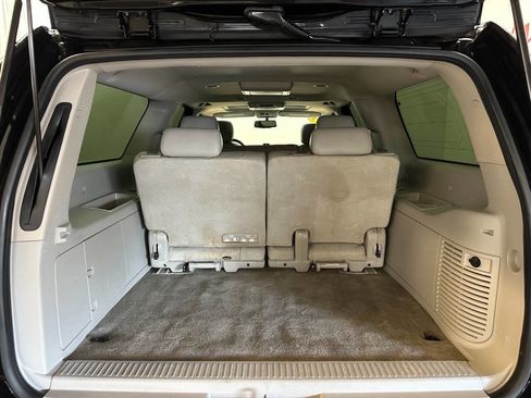 Used 2013 GMC Yukon XL SLT w/ SLT-2 Equipment Package image 28