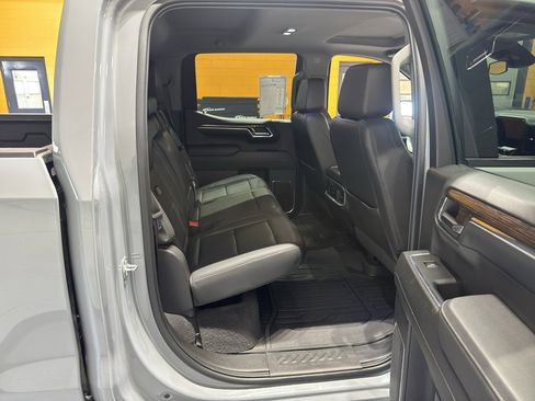 Used 2024 GMC Sierra 1500 Elevation w/ Elevation Premium Package image 22