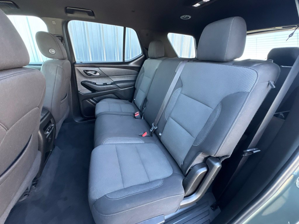 Used 2023 Chevrolet Traverse LT AWD/4WD image 34